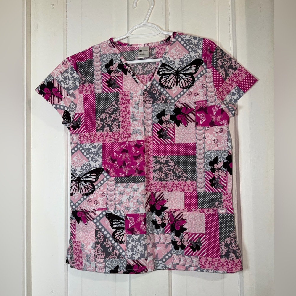 Women's size medium 24/7 comfort Pink and Black Butterfly Patchwork scrub top